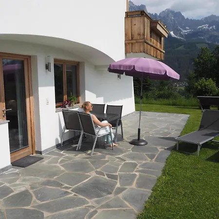 Haus Dorfblick Apartment Ellmau